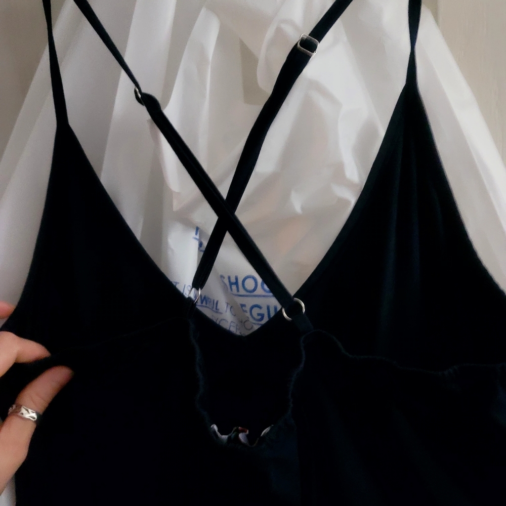 Dress - Picture 4 of 8